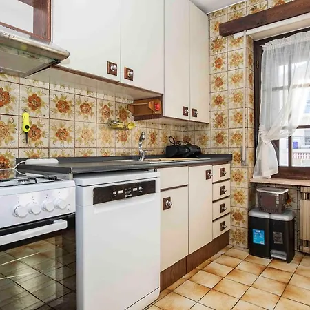 公寓 Giannina House *